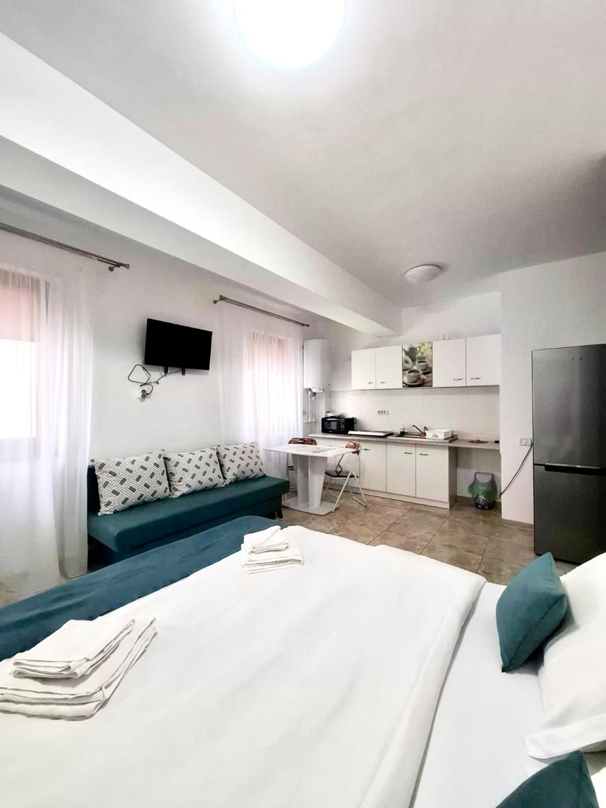 Jolie Studios & Apartments Eforie Nord Exterior photo